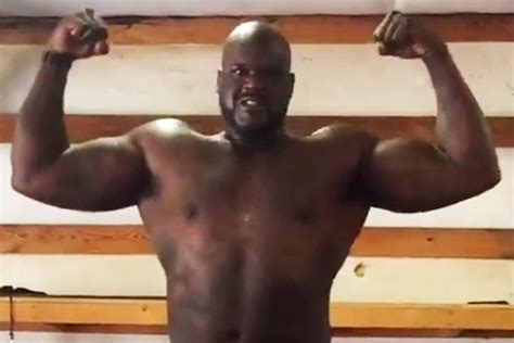 Shaquille O'Neal, 51, Rips Off His Shirt, Flexes His Muscles in ...