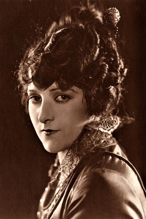 Remembering the Life and Contributions of Lois Lee 15