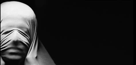 efface  female faces