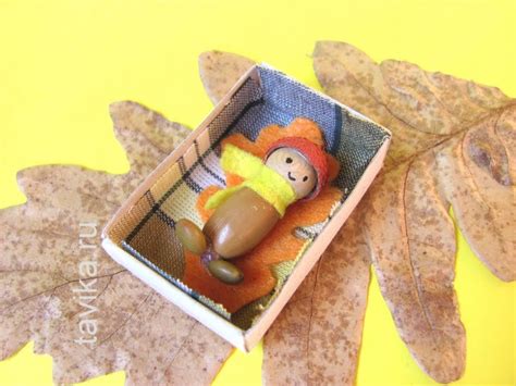 Человечки из желудей - tavika.ru
