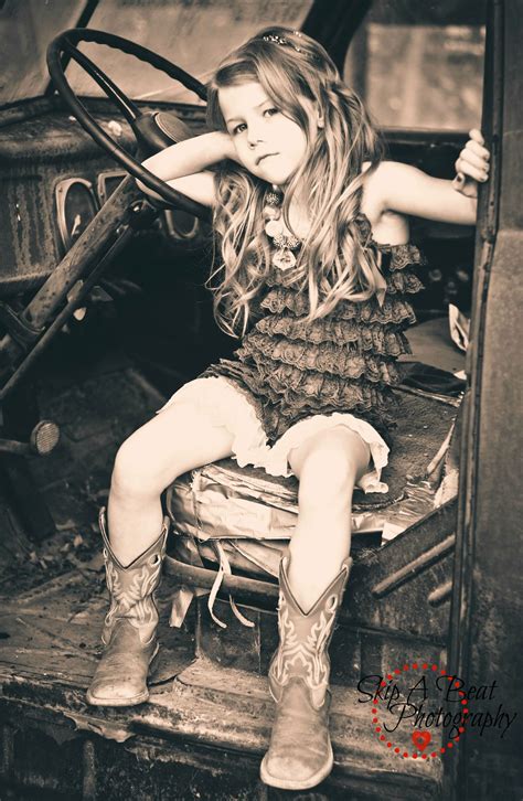 Kids.Children.Vintage.Model | Retro fashion, Kids fashion, Classic kids