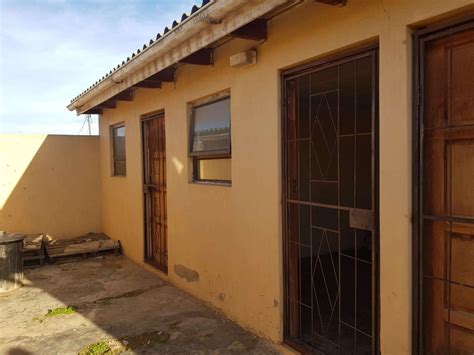 1 Bedroom Apartment / flat to rent in Kwazakhele - P24-112058642