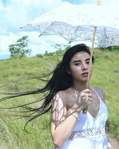 Nicole Labarette : r/sexyarmpitsandlegs