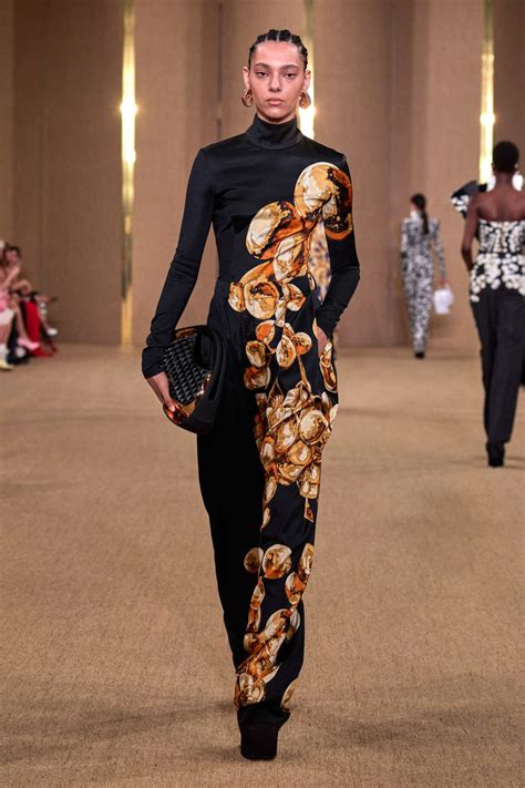 Balmain Presents Its New Fall-Winter 2024 Women's Collection