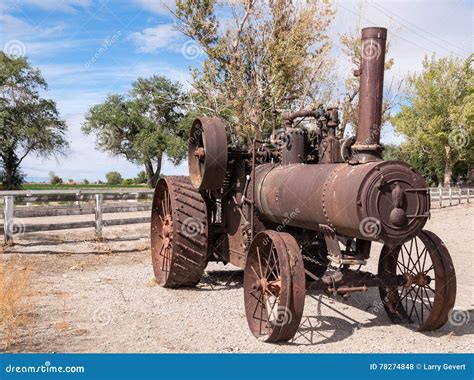 Vintage steam tractor stock photo. Image of 1890, desert - 78274848