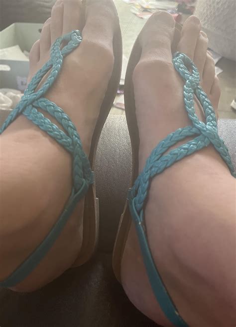 My favorite sandals : r/thongsandals