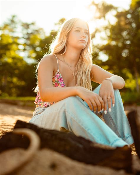 From the Ice Rink To the river Banks: BHS Senior Portraits with Reese