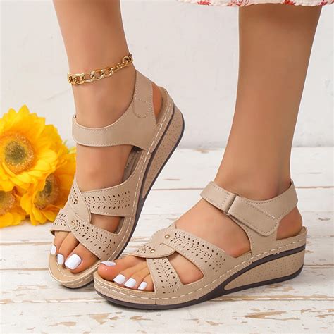 sandals women beige