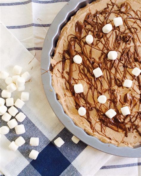 No bake s’mores raspberry cheesecake - Joanna Anastasia