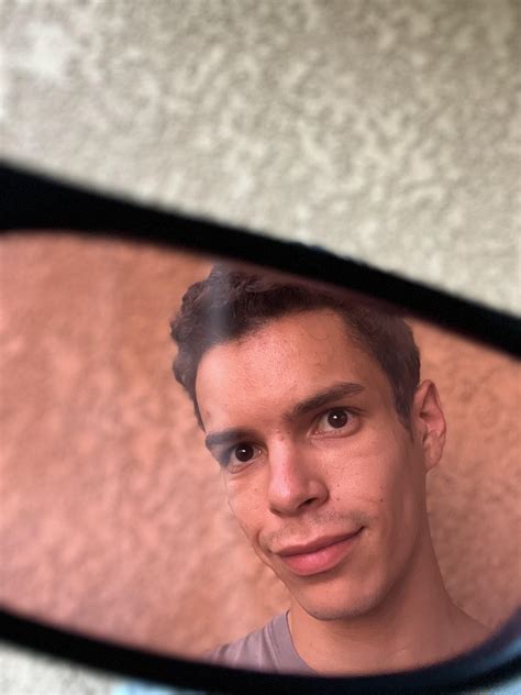 Seeing me through rose tinted glasses : r/selfie