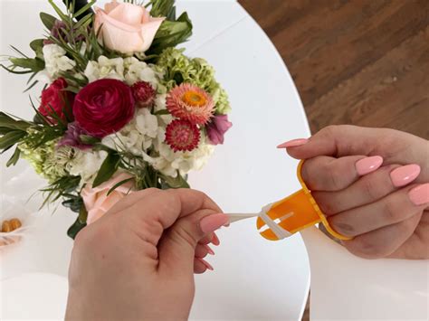 how to use balloon tie tool 2