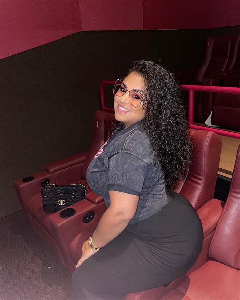 Cassandra Sanchez | 💗🍷🍿💃🏻💕 | Instagram