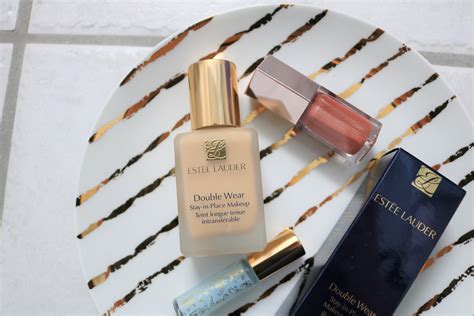 Review: Estee Lauder Double Wear Stay in Place Foundation - I'm Not a ...