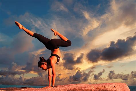 Yoga Girl Wallpapers - Top Free Yoga Girl Backgrounds - WallpaperAccess
