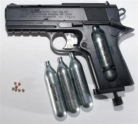 File:BB gun with CO2 and BBs.jpg - Wikimedia Commons