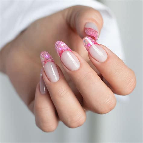 French konstrukcyjny - czym jest i jak go wykonać? - Sklep Cosmetics Zone