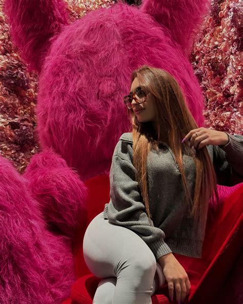 Sara Diamante Bio, Age, Career, Net Worth, Height, Education, Boyfriend