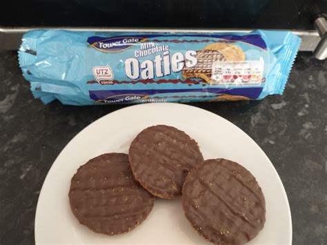 Lidl Tasted: Lidl Tower Gate Milk Chocolate Oaties