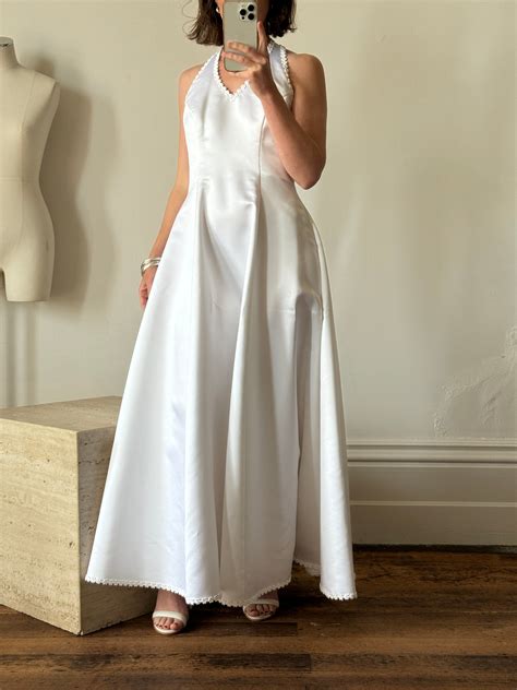 Vintage 90s Satin Halter Wedding Dress With Daisies – Call Me The Breeze