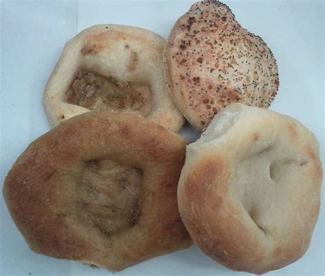 New York Bagel & Bialy - Niles Restaurant in Chicago | diningchicago.com