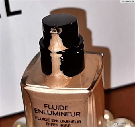 Жидкий хайлайтер для лица и декольте Chanel Коллекция No. 5 Collection ...