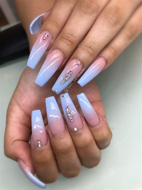 Pin by Jeannette Banda on Nails | Blue ombre nails, Nail art ombre