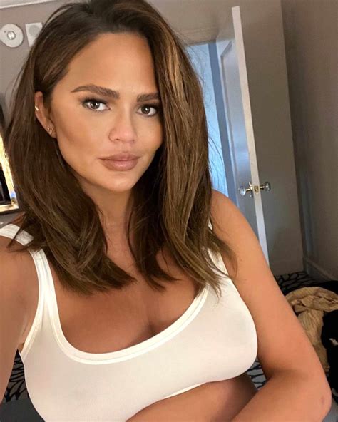 Marie Temara's OnlyFans: The Twist That's All Over Social Media Image 10