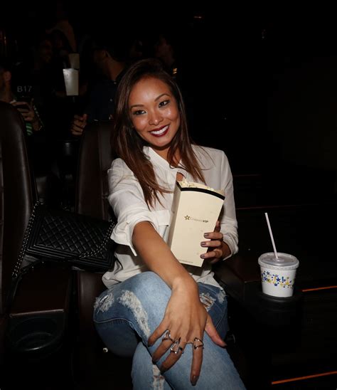 Nicole Bahls tem recaída com o ex e manda 'prova' para Carol Nakamura