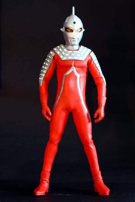 TSR: Medicom Toys - Ultra Seven
