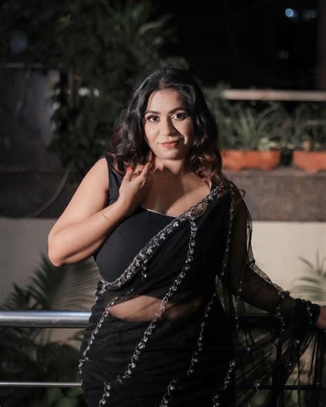 Charu Sharma (@x.charusharma.x) • Instagram photos and videos