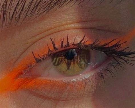 Макияж make up стрелка стрелки цветные стрелки оранжевое | Оранжевый ...