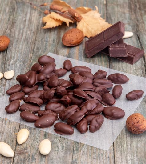 Chocolate Covered Almonds - MySpecialFood.com