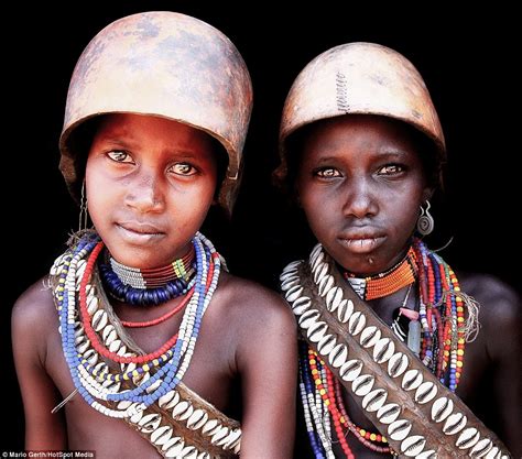 Photographer Mario Gerth's portraits of African tribes we could learn ...
