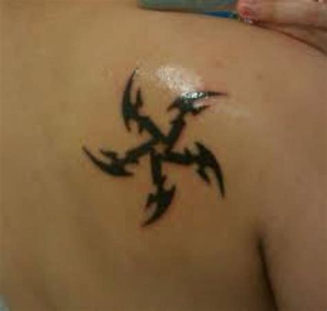 Ninja Star Tattoos And Designs-Ninja Star Tattoo Meanings And Ideas ...