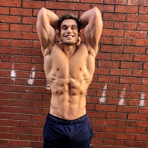Ivan Ivanov App - Athlete Muscle Building Specialist