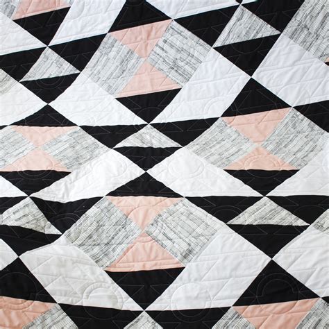 triangulated quilt  crafter