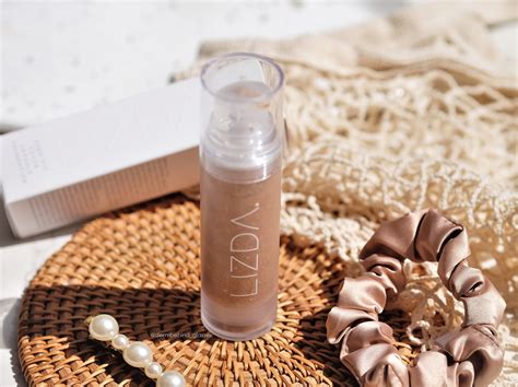 LIZDA Zero Fit Cover Capsule Foundation | Review | Girl Behind the ...