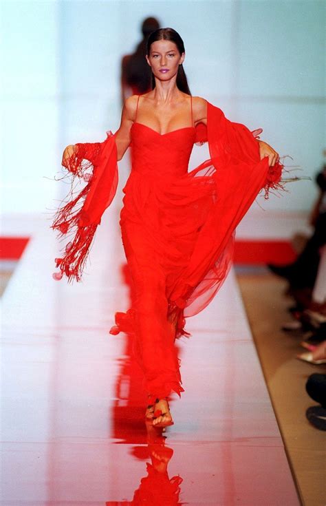 32 Fabulous ’90s Catwalk Dresses You Wish You Were Wearing This Party