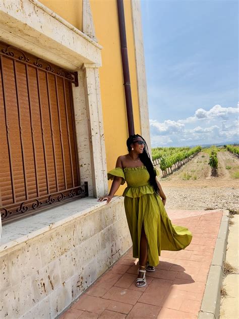 Solis WiFi Review: Portable WiFi for Travelers 2023 - WINONOIRE