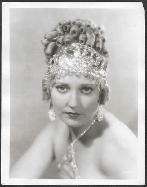 Thelma Todd: VAMPING VENUS Pictures
