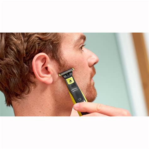 Philips OneBlade QP2620/20 hibrid borotva, szakáll- és testszőrvágó, 4 ...