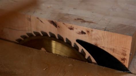 Небольшой столярный верстак | Pocket knife, Tools