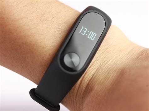 Как настроить умный будильник на Xiaomi mi band 2