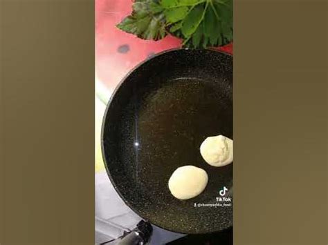 Оладушки на кислом молоке #готовимвкусно #готовимдома #рецептоладушек # ...