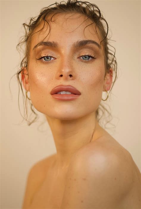 Yvonne S | Amaze Models