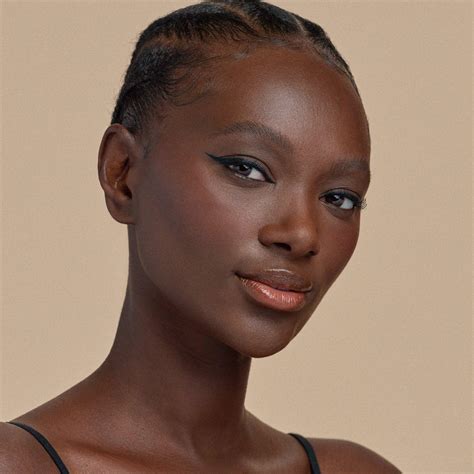 CATRICE Holiday Skin Bronze & Glow Palette Out Of Office online entdecken