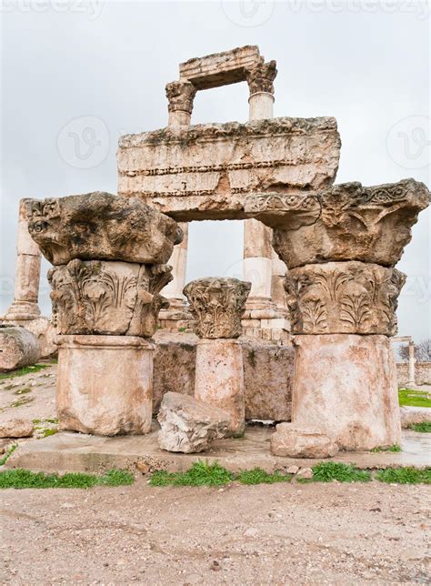 ruins of Temple of Hercules in antique citadel in Amman 12041669 Stock