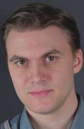 Сергей Уваров: фильмы, биография, семья, фильмография — Кинопоиск