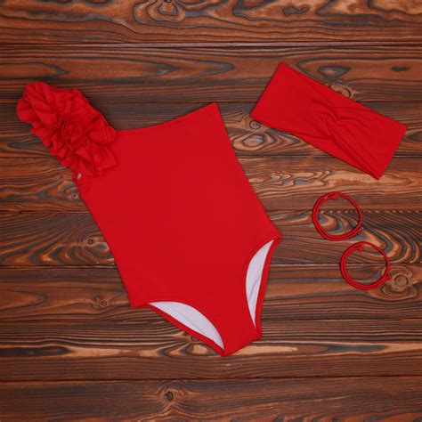 Суцільний купальник для дівчинки BabyLadySwim K2N001 122 см Червоний на ...