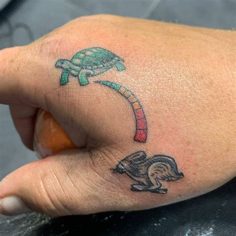 134 Small Hand Tattoos That Had Us Wishing For More Hands | Bored Panda